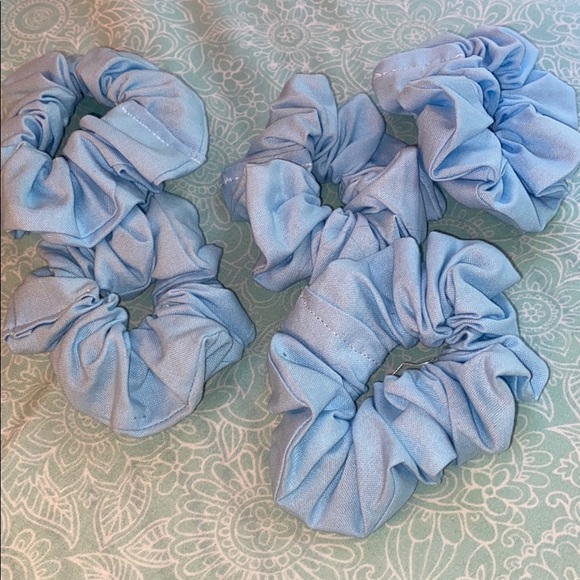 Scrunchie - Picture 2 of 2